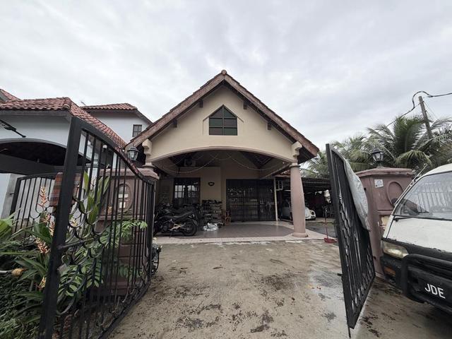Terraced House for sale in Ulu Tiram, Johor