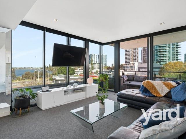 Apartment for sale in Applecross, Western Australia