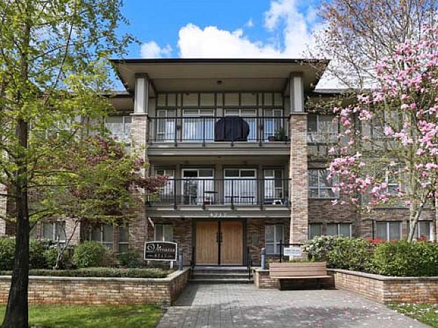 Condo for sale in Surrey, British Columbia