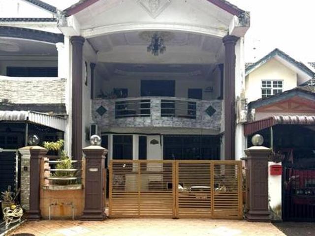 Terraced House for sale in Ulu Tiram, Johor