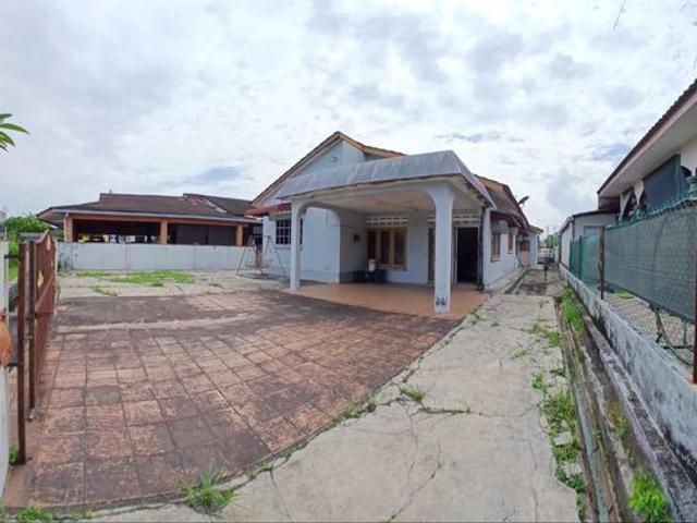 Bungalow for sale in Perak, Taiping