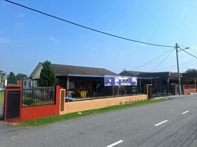 Bungalow for sale in Sendayan Village, Negeri Sembilan