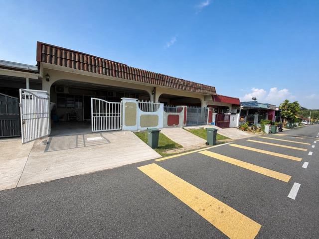 Terraced House for sale in Sendayan Village, Negeri Sembilan