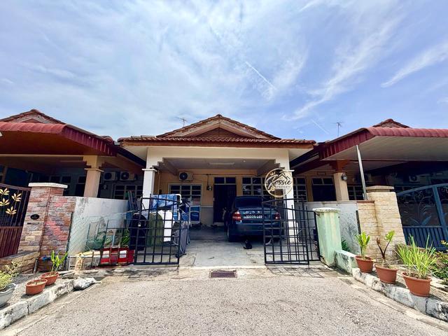 Terraced House for sale in Wellesley, Penang