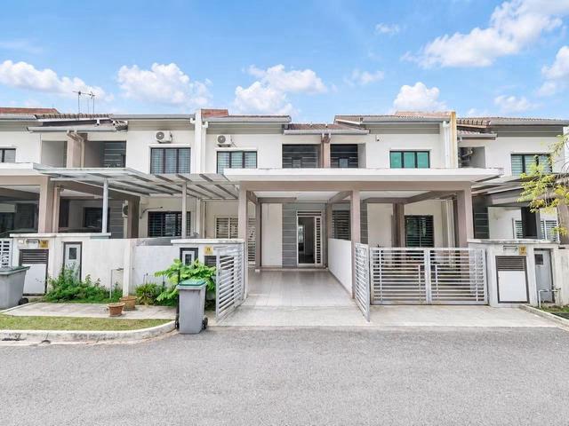 Terraced House for sale in Sendayan Village, Negeri Sembilan