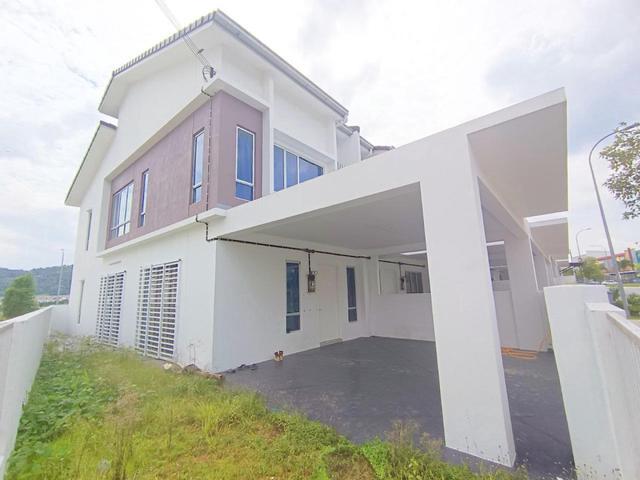 Terraced House for sale in Sendayan Village, Negeri Sembilan