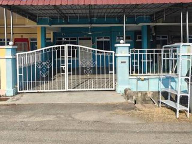 Terraced House for sale in Tangkak, Bukit Gambir