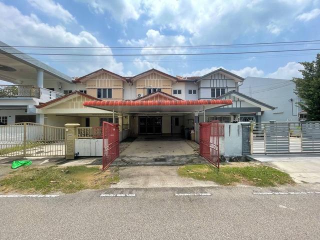 Terraced House for sale in Tangkak, Johor