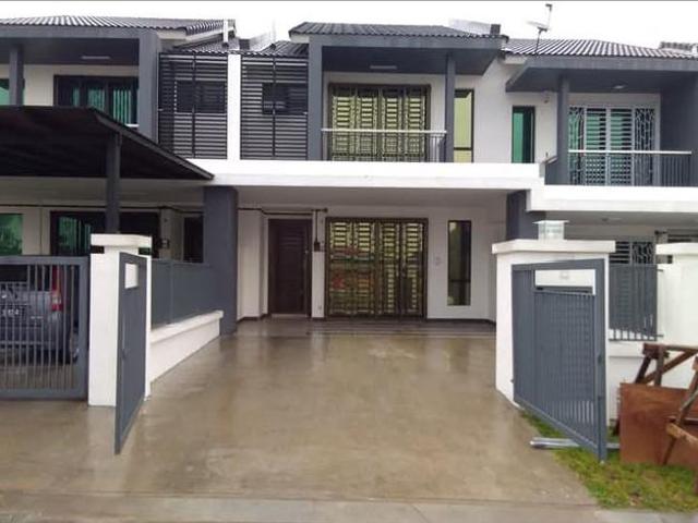 Terraced House for sale in Ulu Tiram, Johor