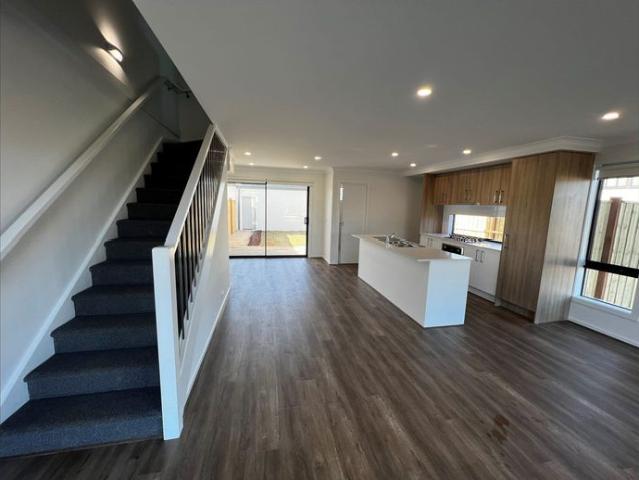 Townhouse for rent in Camerons Creek, Victoria
