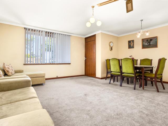 House for sale in Kardinya, City of Melville