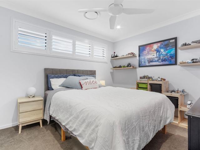 House for sale in Nudgee Beach