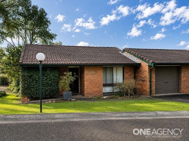 Villa for sale in Sydney, New South Wales