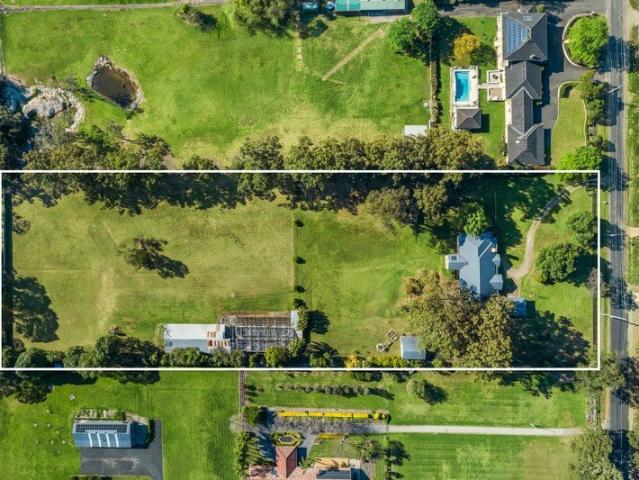 Cottage for sale in Sydney, New South Wales