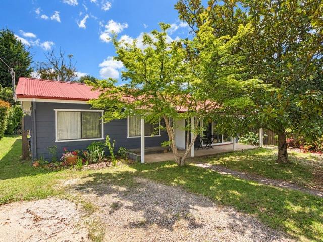 House for rent in Sydney, Blue Mountains City Council