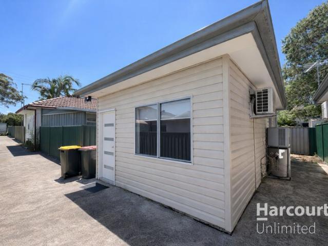 Granny Flat for rent in Sydney, New South Wales