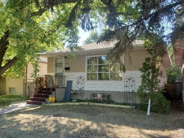 House for sale in Saskatoon, Saskatchewan