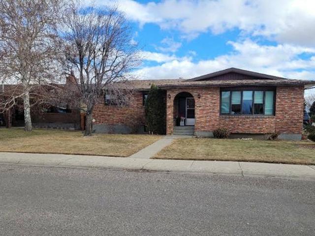 House for sale in Lethbridge, Alberta