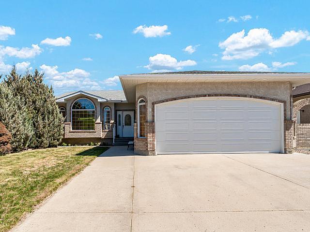 House for sale in Medicine Hat, Alberta