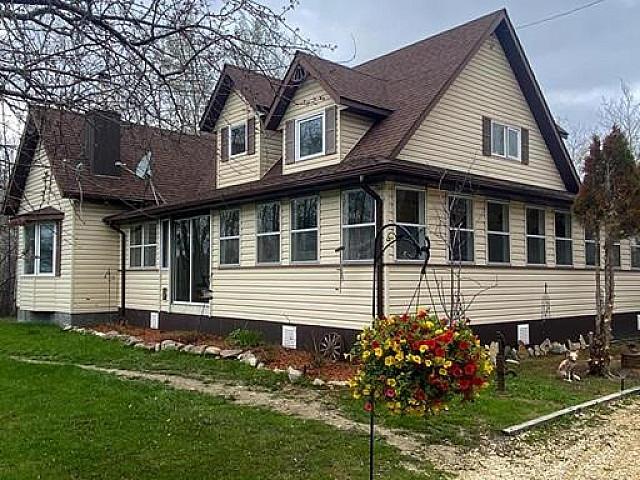 House for sale in Earlton, Ontario