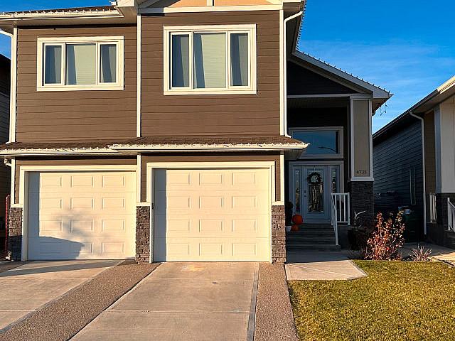 House for sale in Lethbridge, Alberta