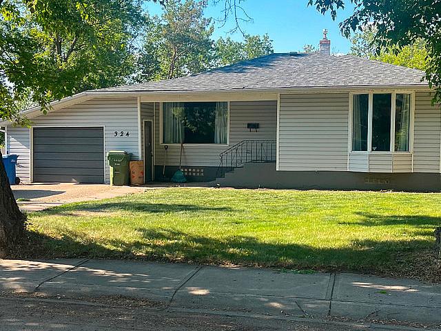House for sale in Saskatoon, Saskatchewan