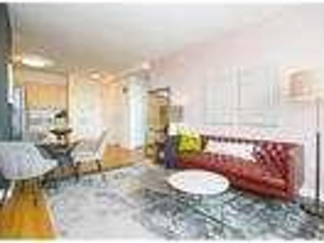 House for rent in The Bronx, Arverne