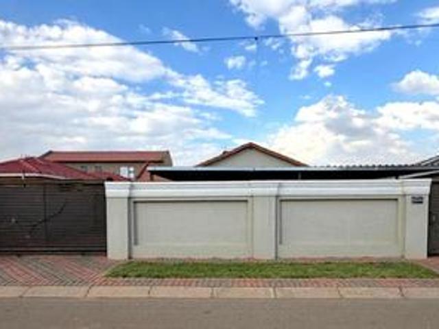 Apartment for rent in Soweto, City of Johannesburg Metropolitan Municipality