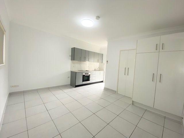 House for rent in St Clair, Sydney