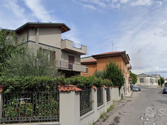 Appartamento in affitto a Agliate, Carate Brianza