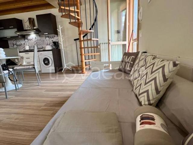 Loft in vendita a Lonato, Brescia