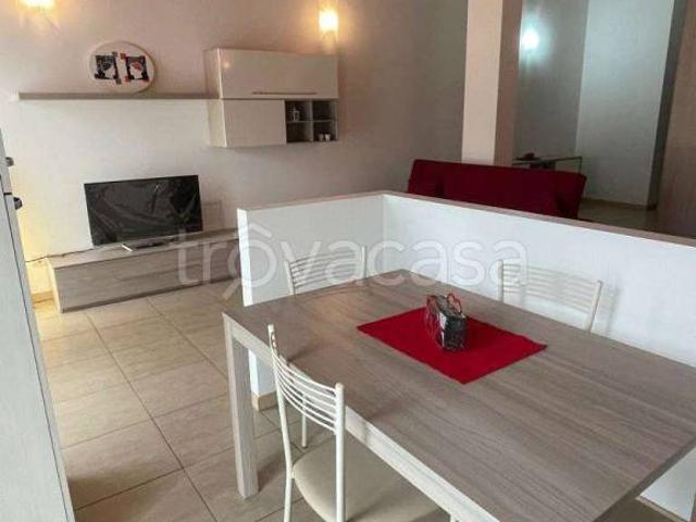 Loft in vendita a Travedona Monate, Lombardia