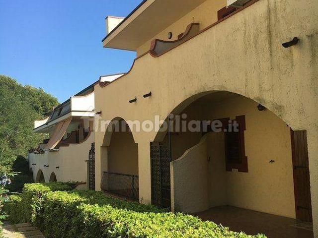 Villa Indipendente in affitto a Vigna del Mare, Marche