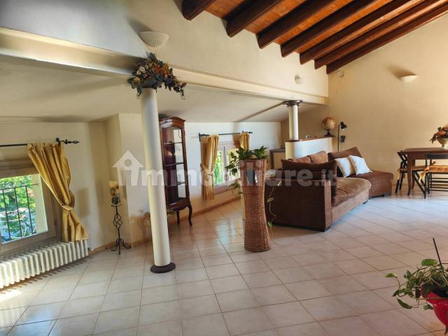 Villa Indipendente in affitto a Monte Donato, Bologna