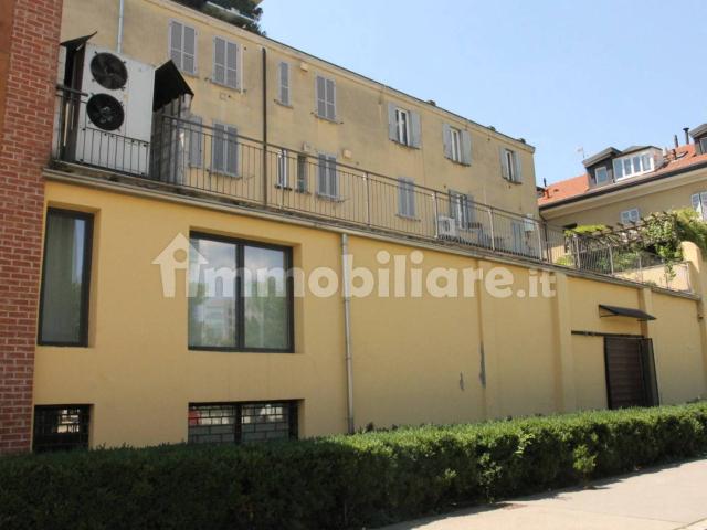 Villa Indipendente in affitto a Municipio 9, Milano
