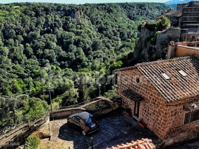 Villa Indipendente in affitto a Castel Sant'elia, Lazio