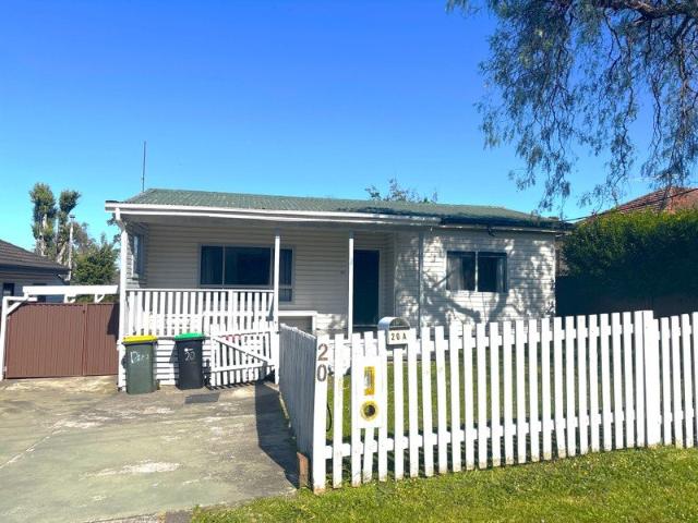 House for rent in Seven Hills, Sydney