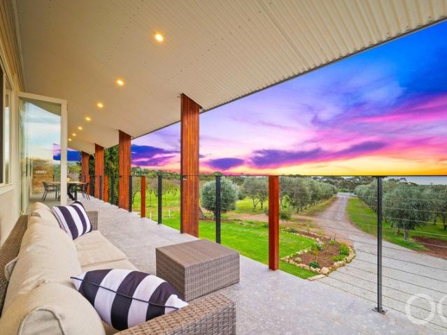 Cottage for sale in Horseshoe Creek, South Australia