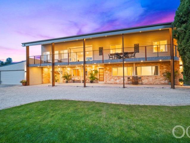 Cottage for sale in Horseshoe Creek, South Australia