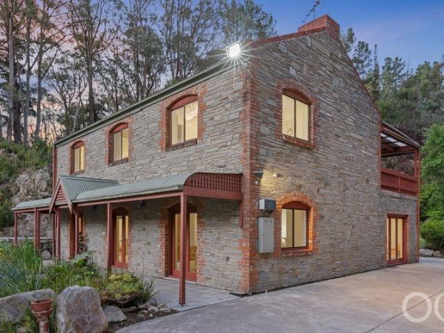 House for sale in Stirling, Adelaide Hills Council