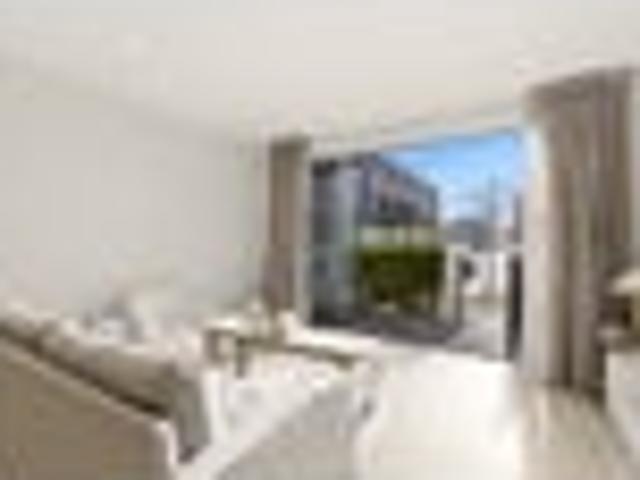 Townhouse for sale in Heathcote, Canterbury