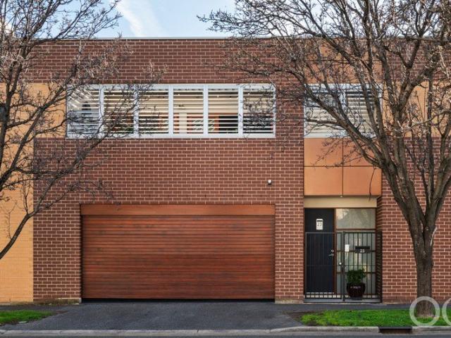 Townhouse for sale in Horseshoe Creek, South Australia