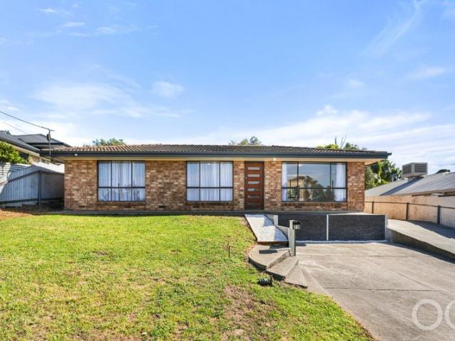 House for sale in Huntfield Heights, Adelaide