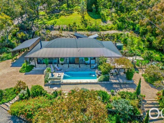 Cottage for sale in Horseshoe Creek, South Australia