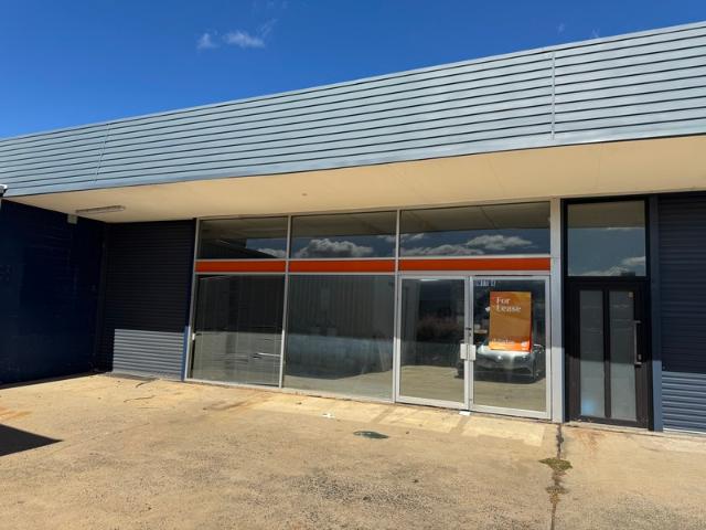 Warehouse for rent in Fyshwick, Canberra