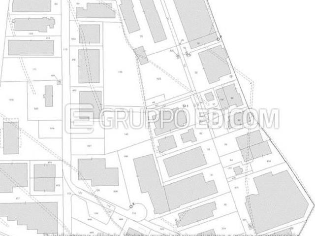 Locale Commerciale in vendita a Zevio, Veneto