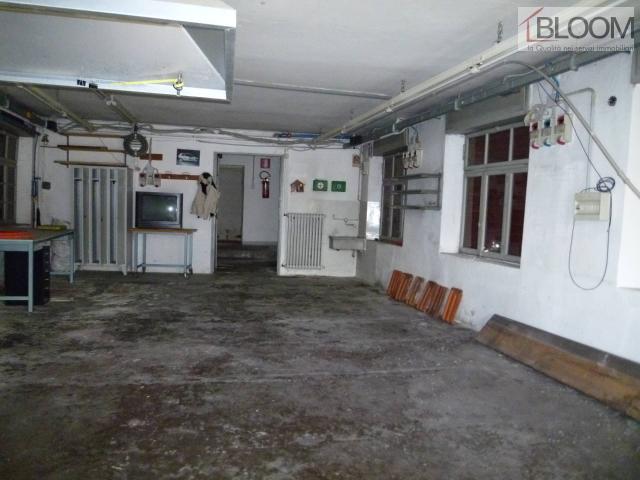 Locale Commerciale in vendita a Calalzo Di Cadore, Veneto