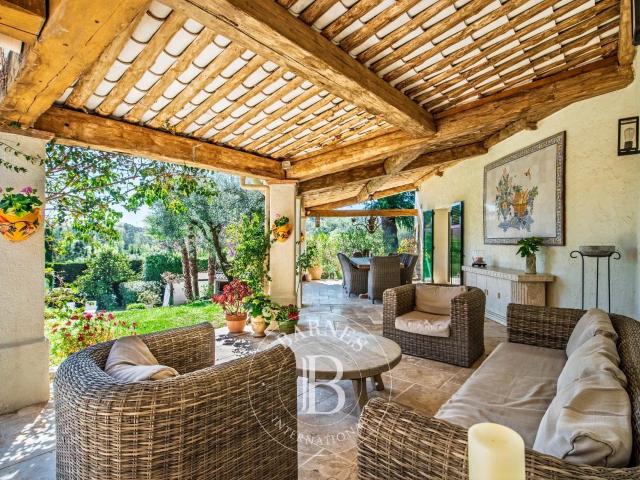 Maison vente à Grasse, Opio