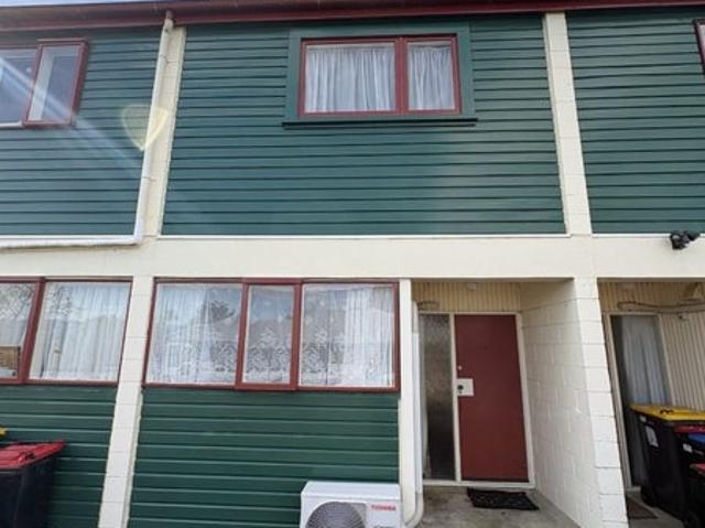 Apartment for rent in Otakou