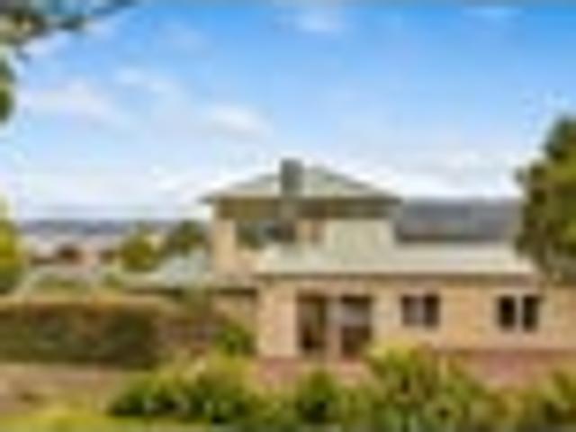 House for rent in Otakou